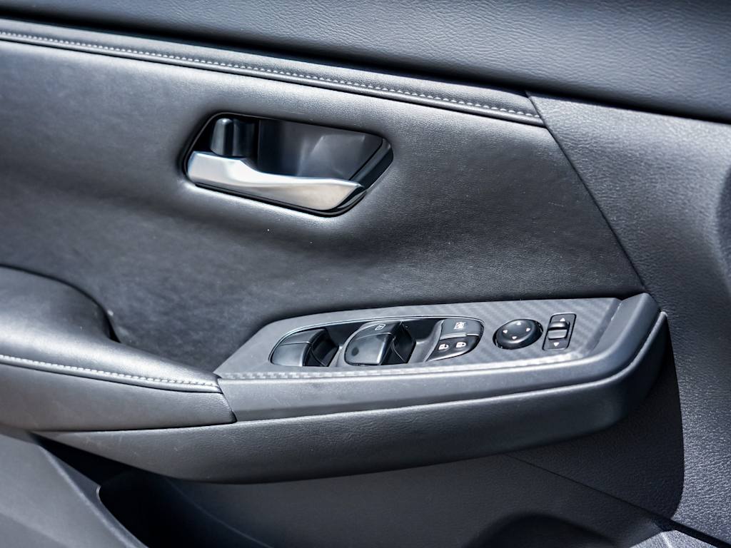 Thumbnail: 2025 Nissan Sentra - 21