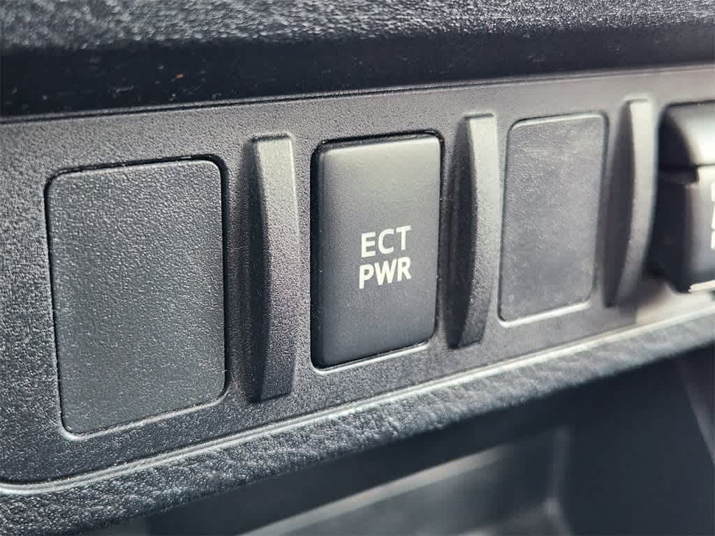 Thumbnail: 2021 Toyota Tacoma - 27