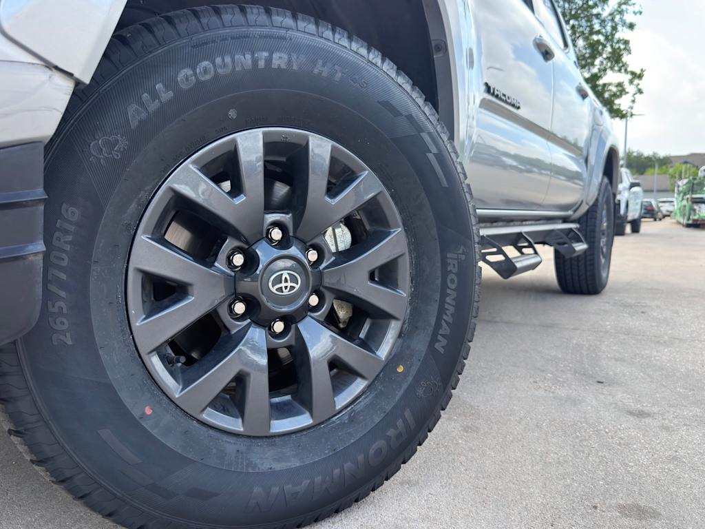 Thumbnail: 2023 Toyota Tacoma - 8