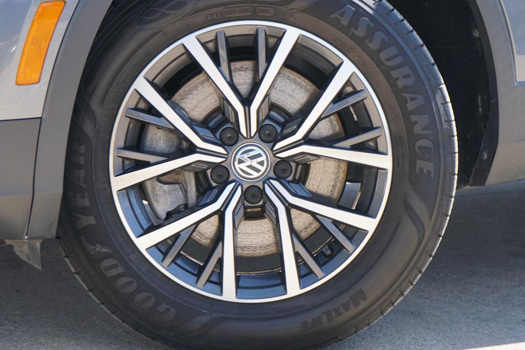 Thumbnail: 2020 Volkswagen Tiguan - 5