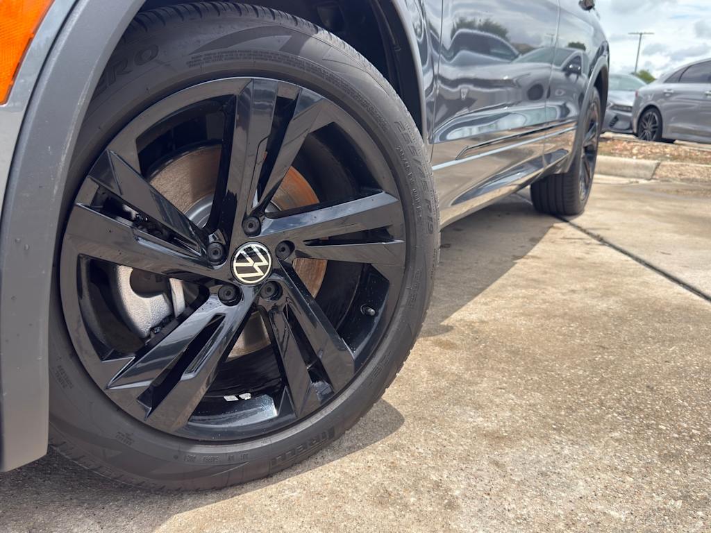 Thumbnail: 2024 Volkswagen Tiguan - 5