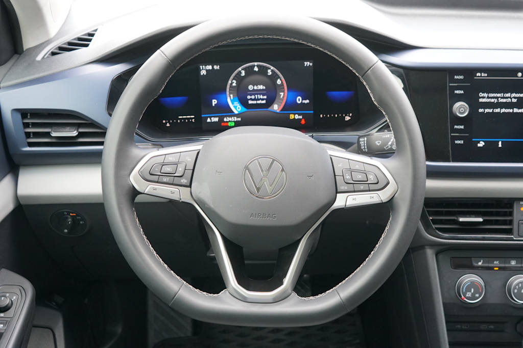 Thumbnail: 2022 Volkswagen Taos - 11