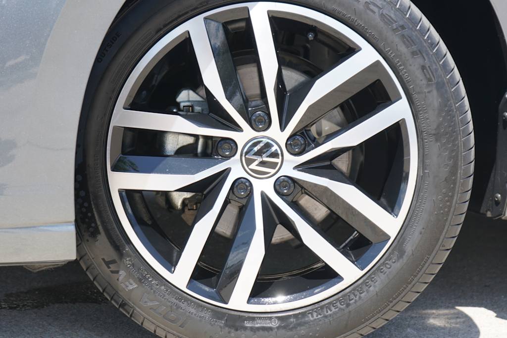 Thumbnail: 2025 Volkswagen Jetta - 5
