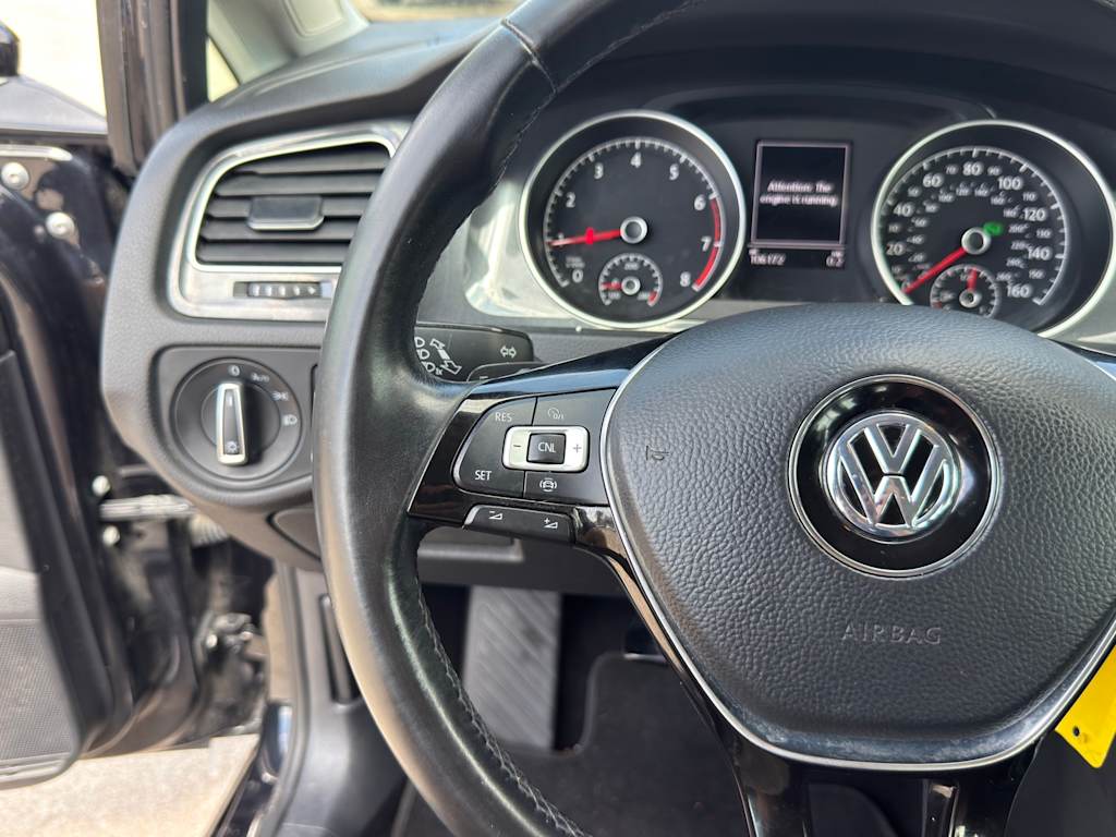 Thumbnail: 2019 Volkswagen Golf - 19