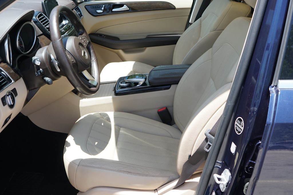 Thumbnail: 2017 Mercedes-Benz GLS - 8