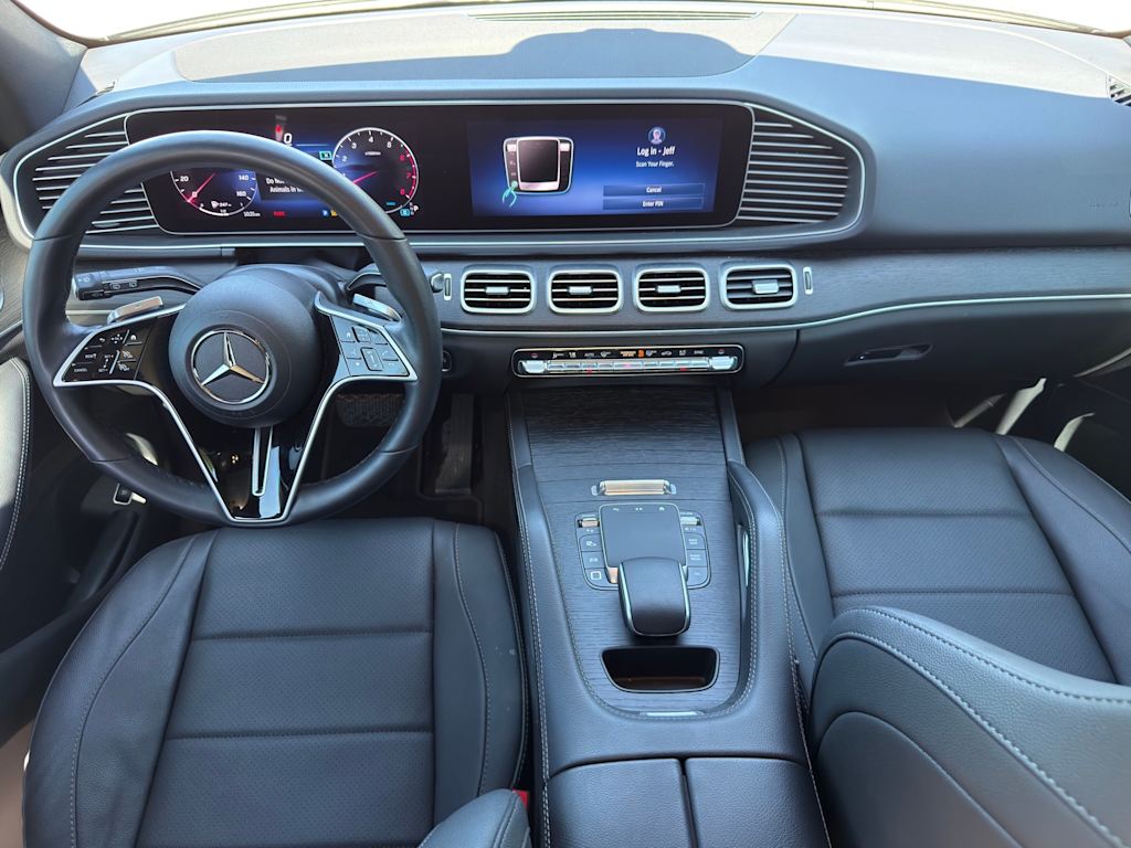 Thumbnail: 2025 Mercedes-Benz GLE - 12