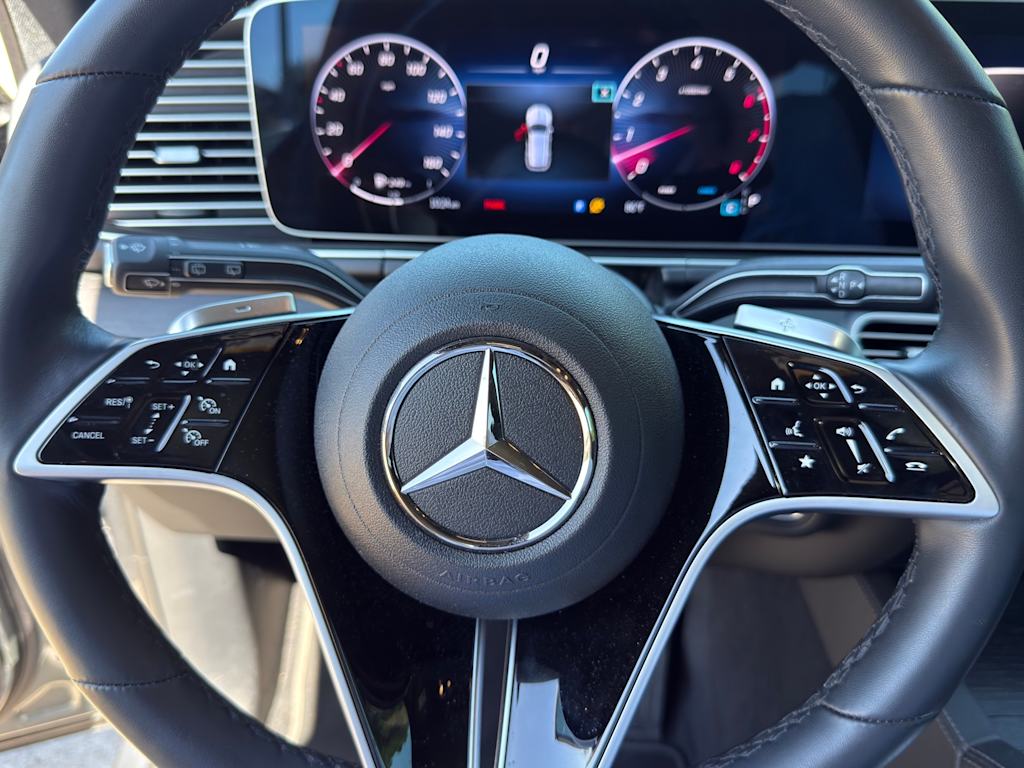 Thumbnail: 2025 Mercedes-Benz GLE - 20