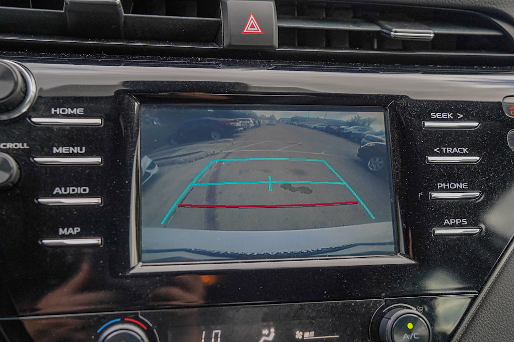 Thumbnail: 2019 Toyota Camry - 12