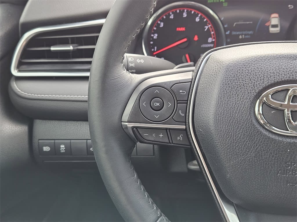 2018 Toyota Camry XSE 29