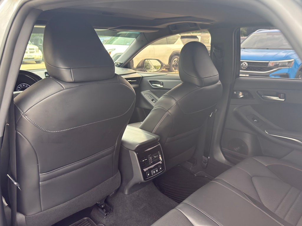 Thumbnail: 2019 Toyota Avalon - 26