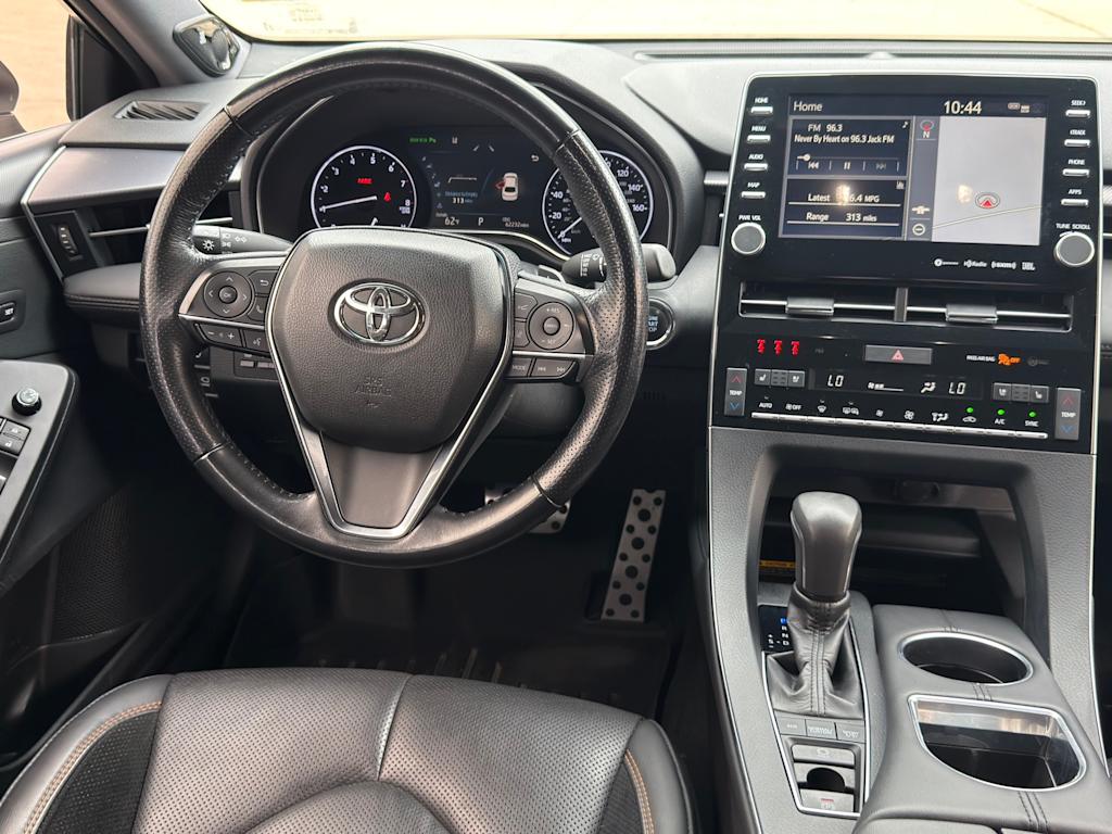 Thumbnail: 2019 Toyota Avalon - 8