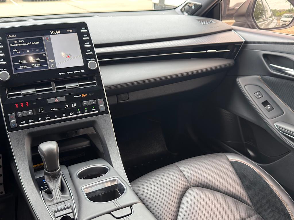 Thumbnail: 2019 Toyota Avalon - 27