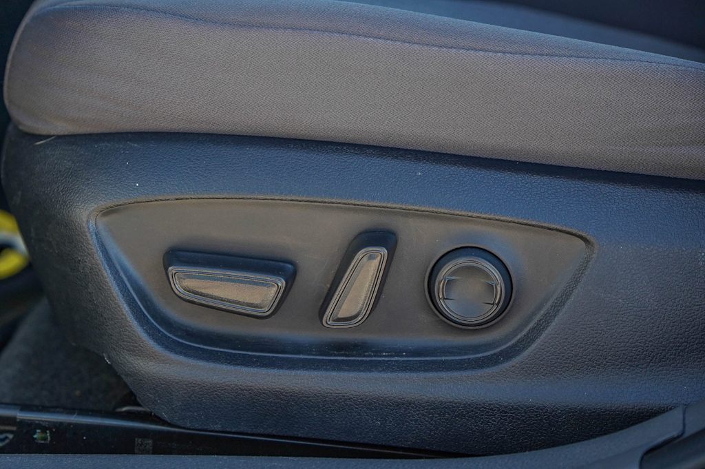 Thumbnail: 2024 Toyota Camry - 26