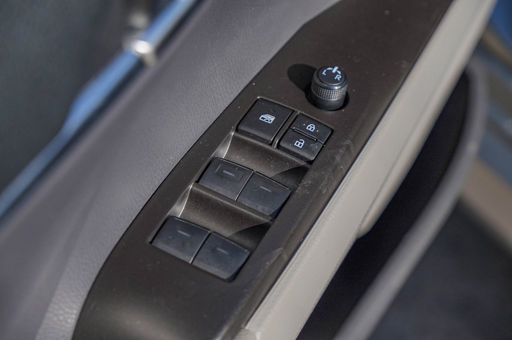 Thumbnail: 2024 Toyota Camry - 25