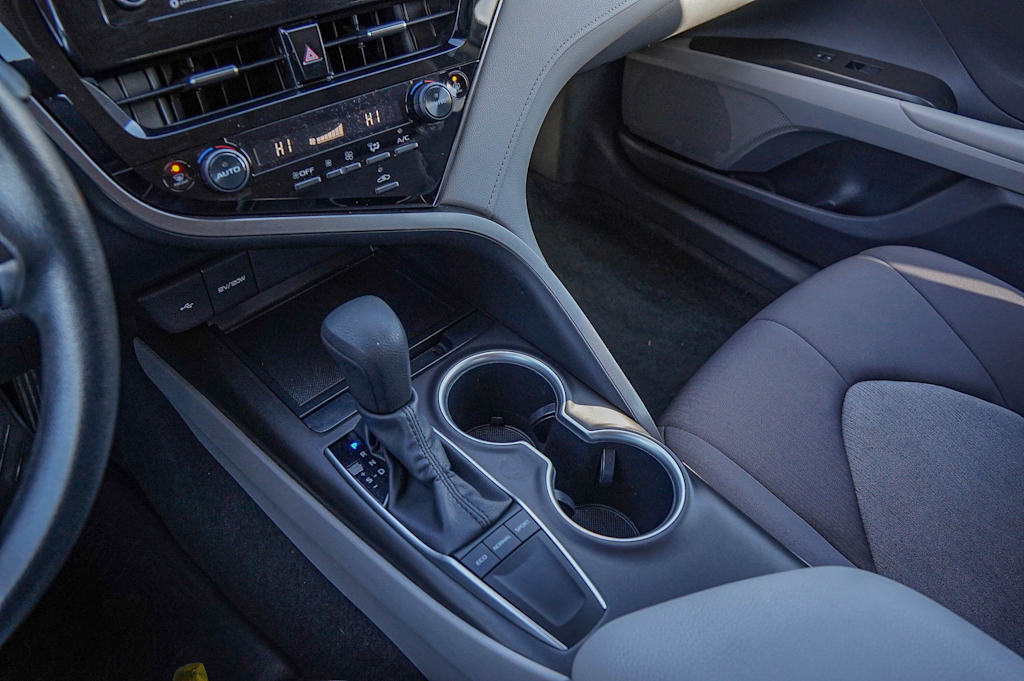 Thumbnail: 2024 Toyota Camry - 12