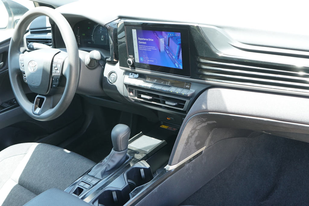 Thumbnail: 2025 Toyota Camry - 11