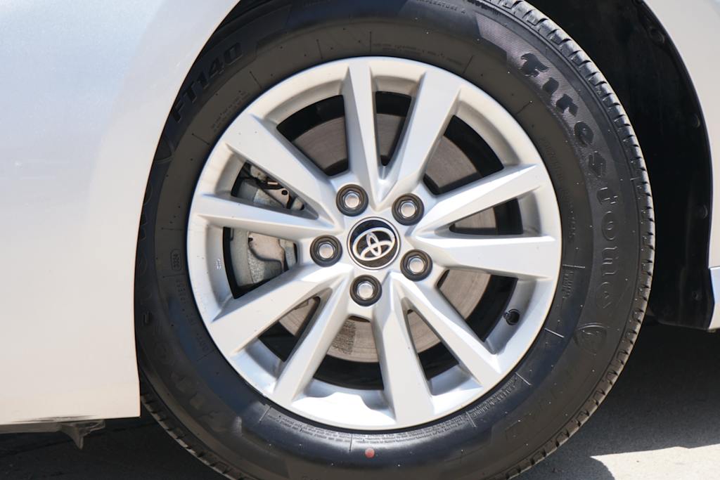 Thumbnail: 2025 Toyota Camry - 5