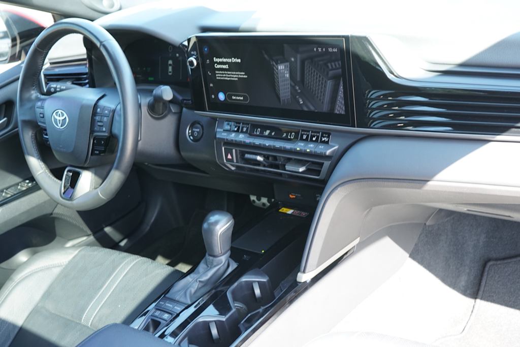 Thumbnail: 2025 Toyota Camry - 12