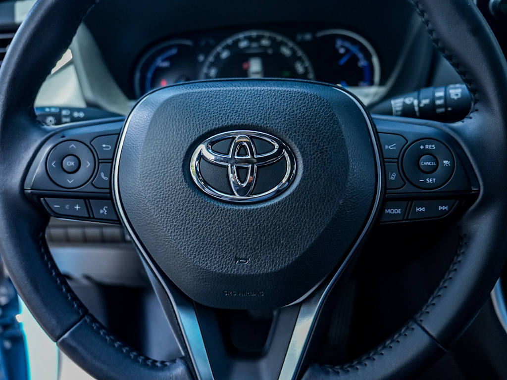 Thumbnail: 2025 Toyota RAV4 - 18