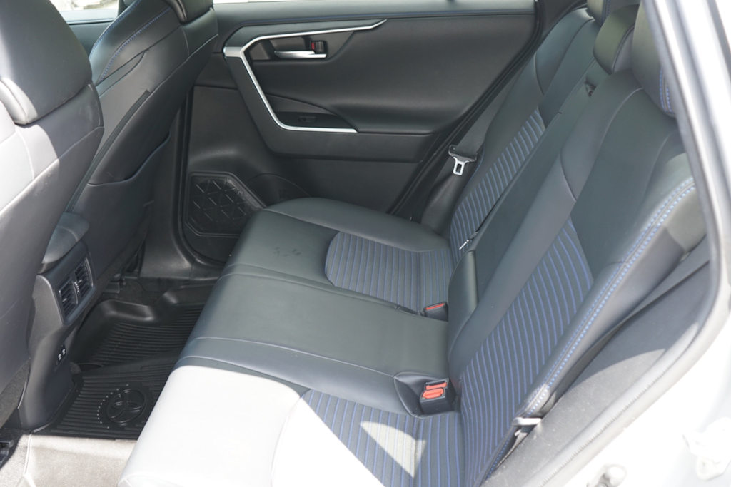 Thumbnail: 2021 Toyota RAV4 - 9