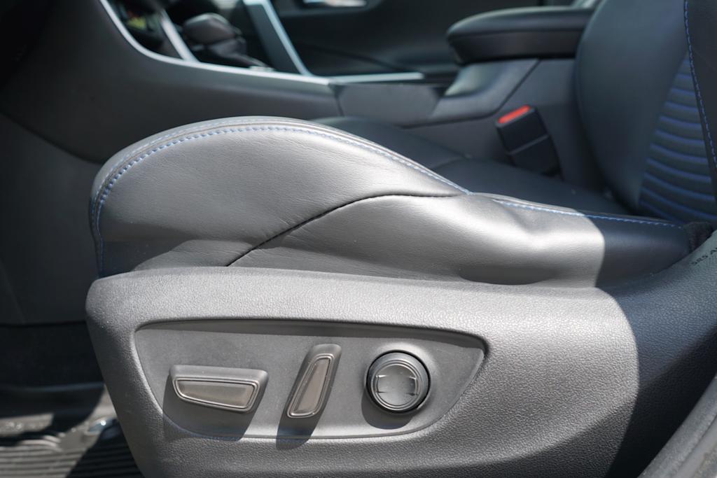 Thumbnail: 2021 Toyota RAV4 - 19