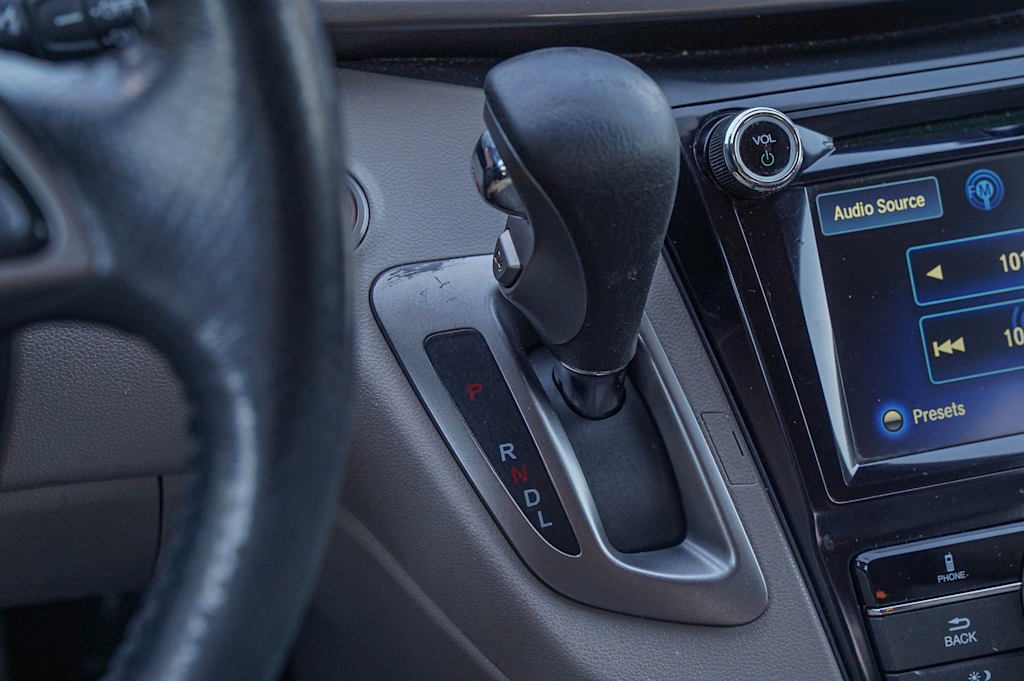 Thumbnail: 2015 Honda Odyssey - 13