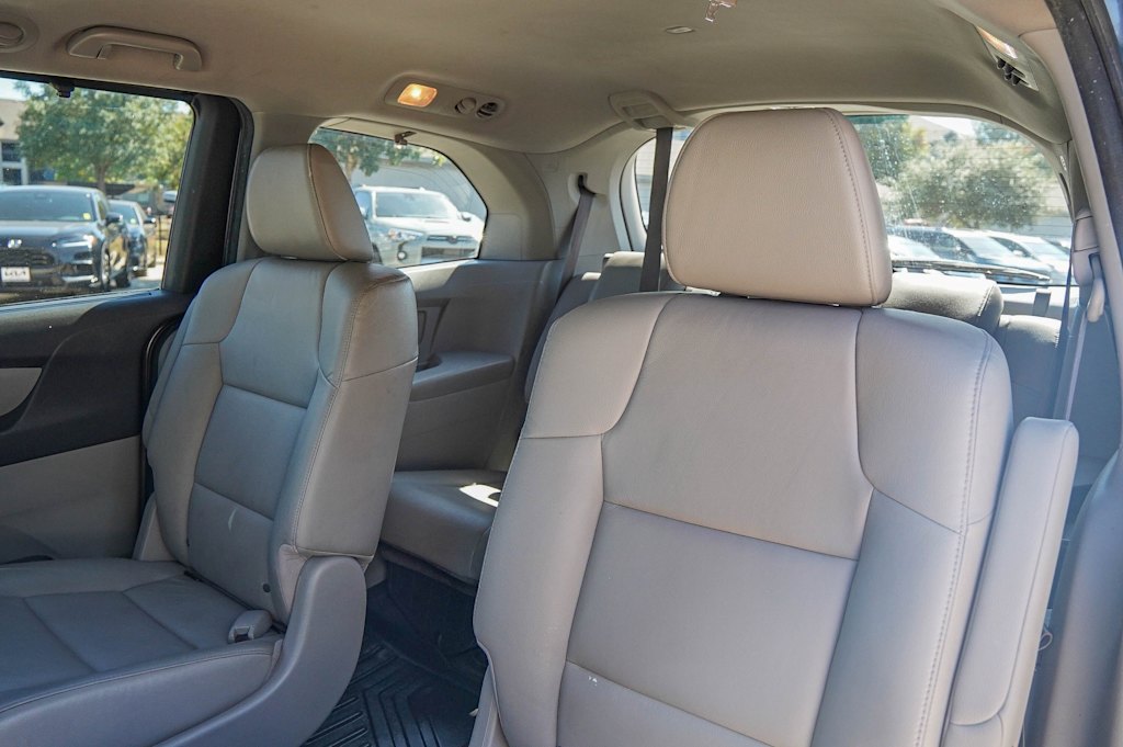 Thumbnail: 2015 Honda Odyssey - 31