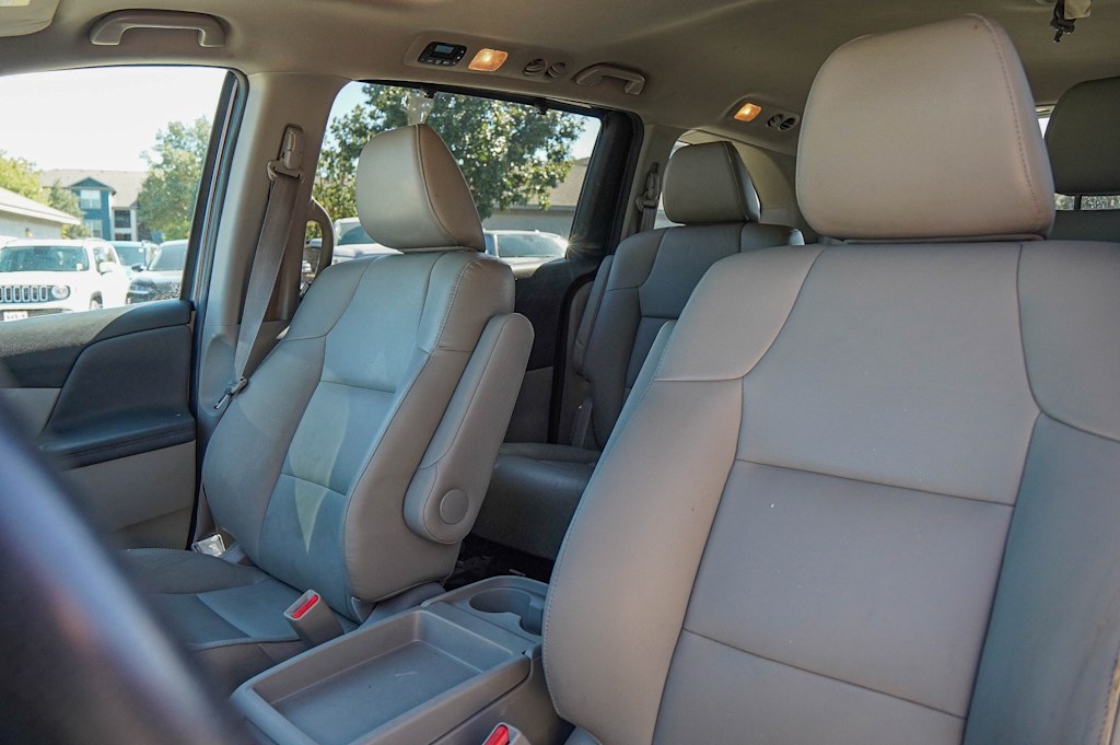 Thumbnail: 2015 Honda Odyssey - 8