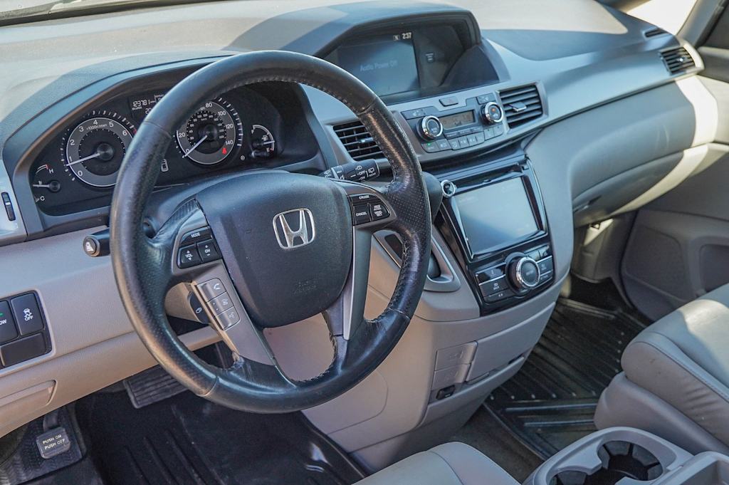 Thumbnail: 2015 Honda Odyssey - 2