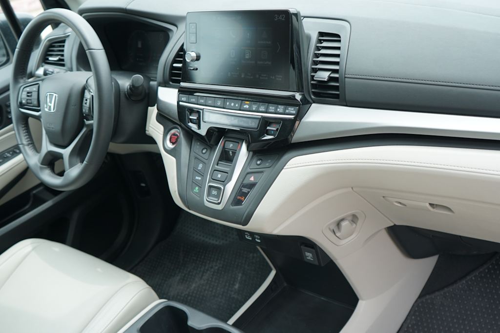 Thumbnail: 2025 Honda Odyssey - 11