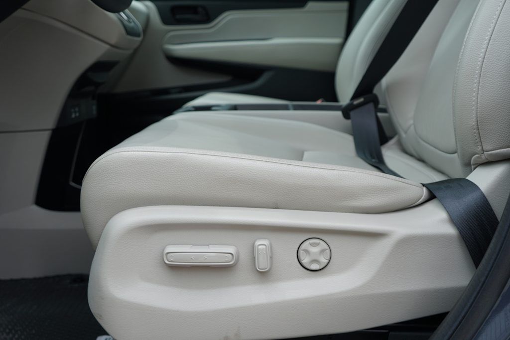 Thumbnail: 2025 Honda Odyssey - 24