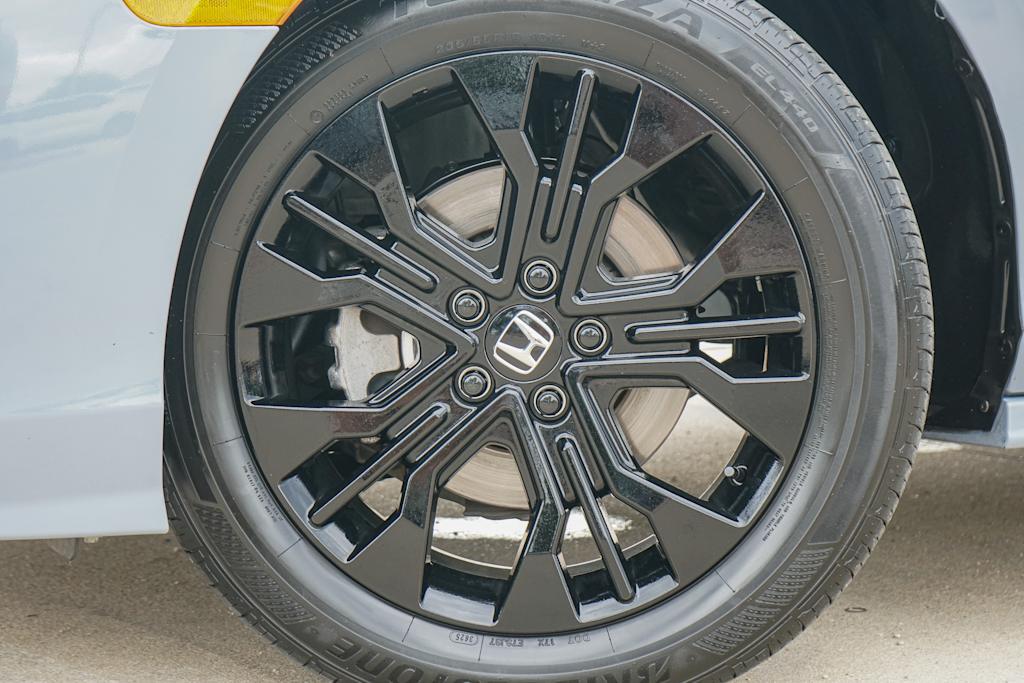 Thumbnail: 2026 Honda Odyssey - 5