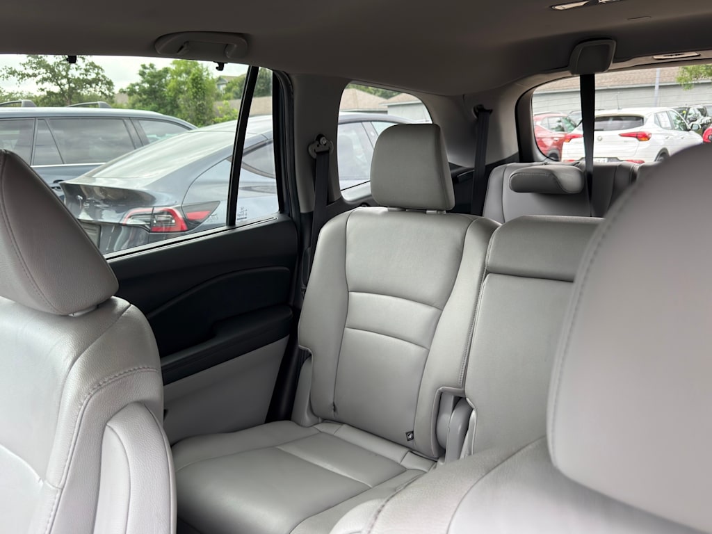 Thumbnail: 2022 Honda Pilot - 12
