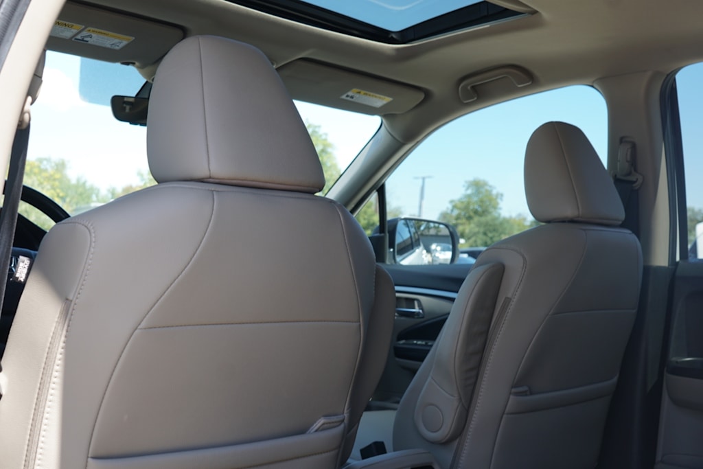 Thumbnail: 2021 Honda Pilot - 22