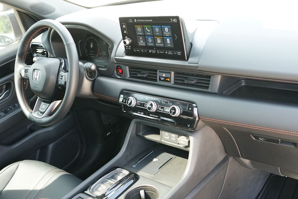 Thumbnail: 2025 Honda Pilot - 11