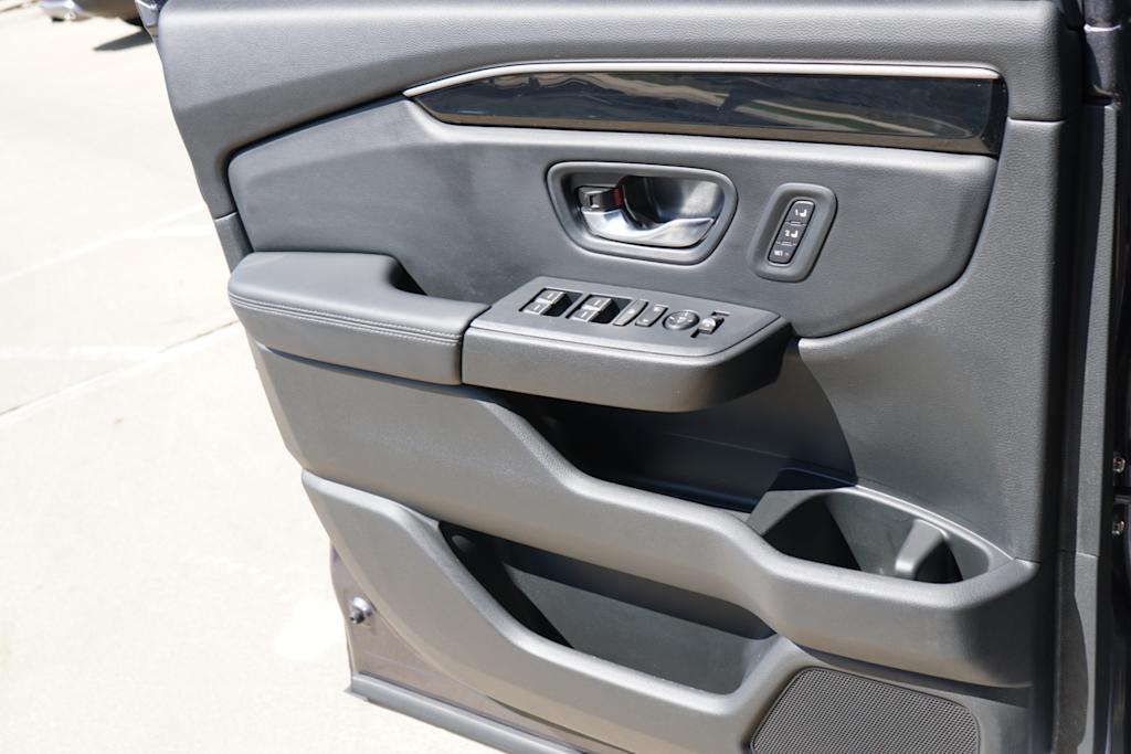 Thumbnail: 2025 Honda Pilot - 19