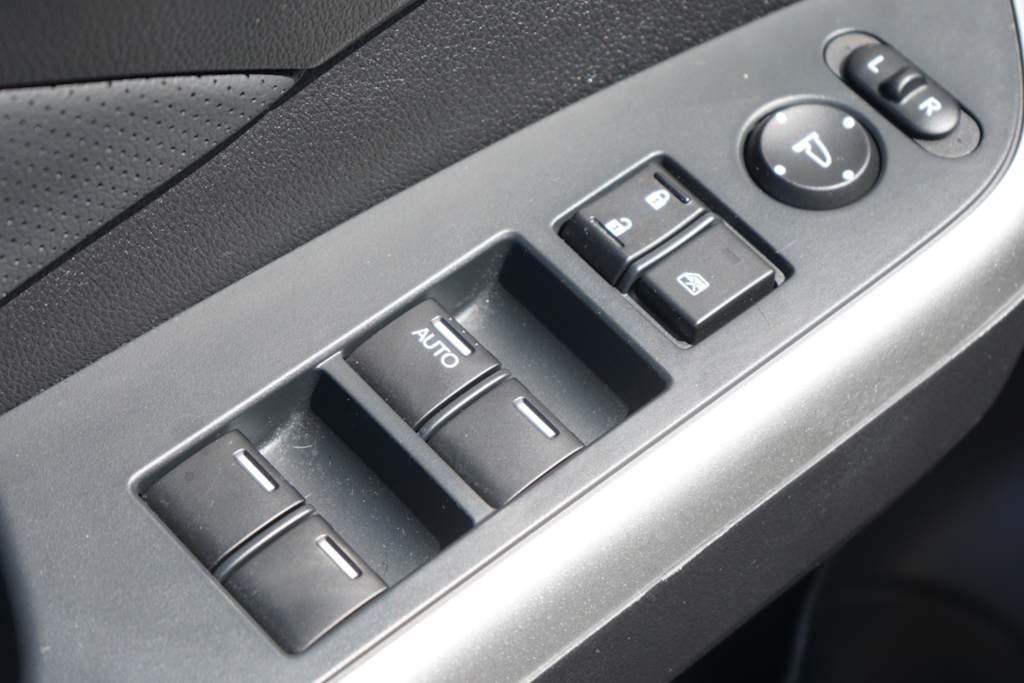 Thumbnail: 2015 Honda CR-V - 21