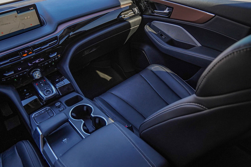 Thumbnail: 2022 Acura MDX - 11