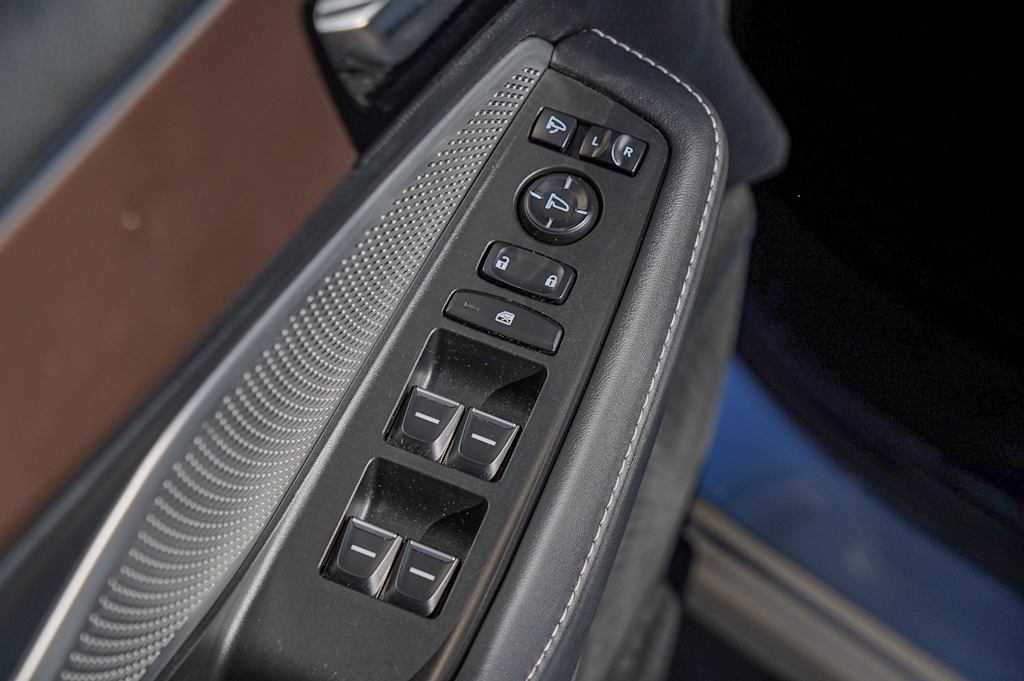 Thumbnail: 2022 Acura MDX - 28