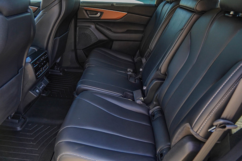 Thumbnail: 2022 Acura MDX - 30