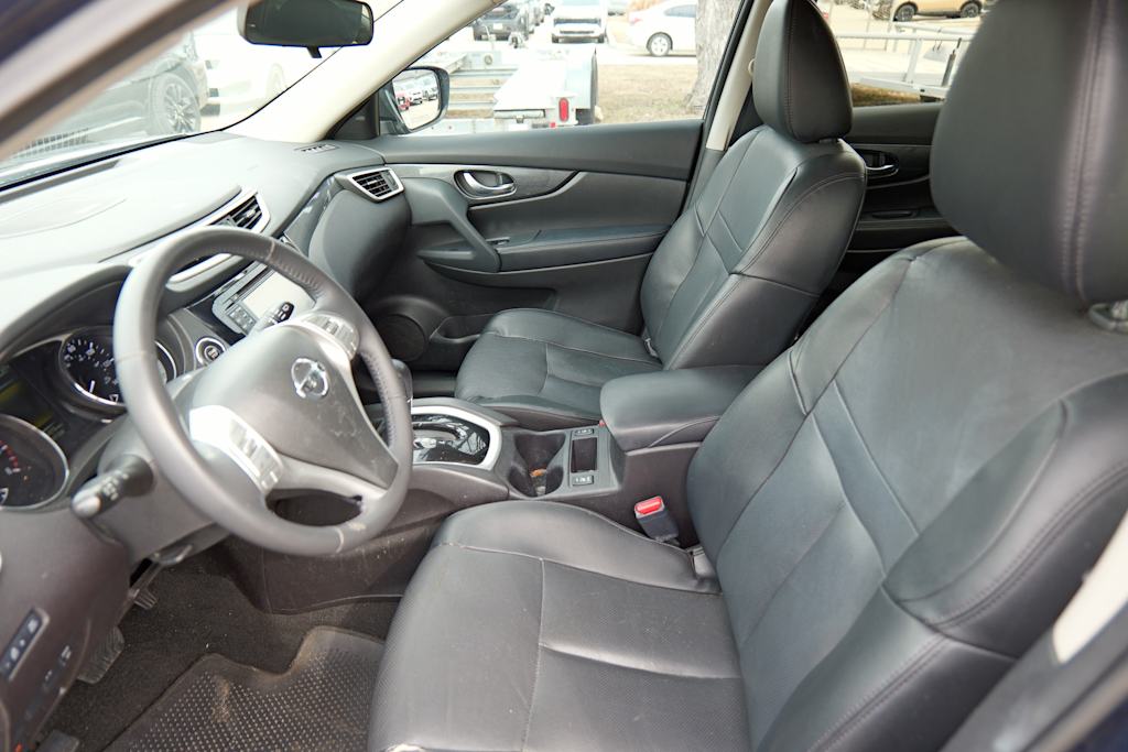 Thumbnail: 2015 Nissan Rogue - 7