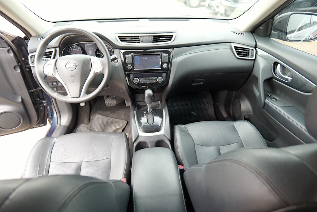 Thumbnail: 2015 Nissan Rogue - 10