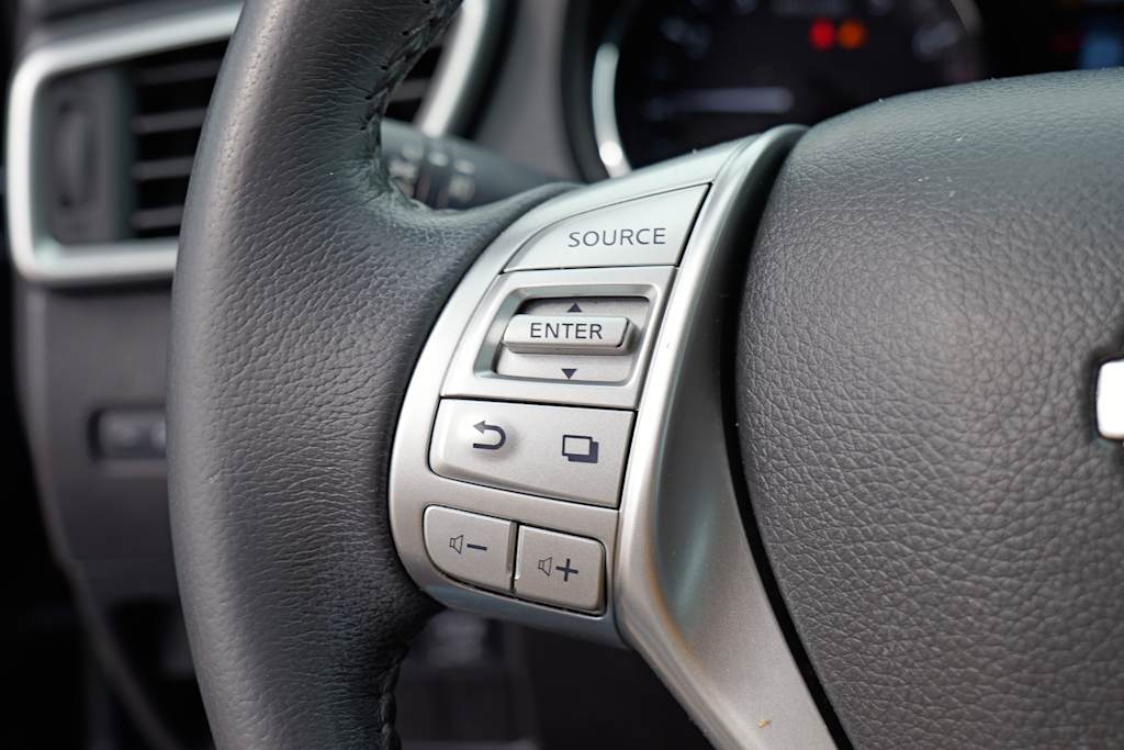 Thumbnail: 2015 Nissan Rogue - 19