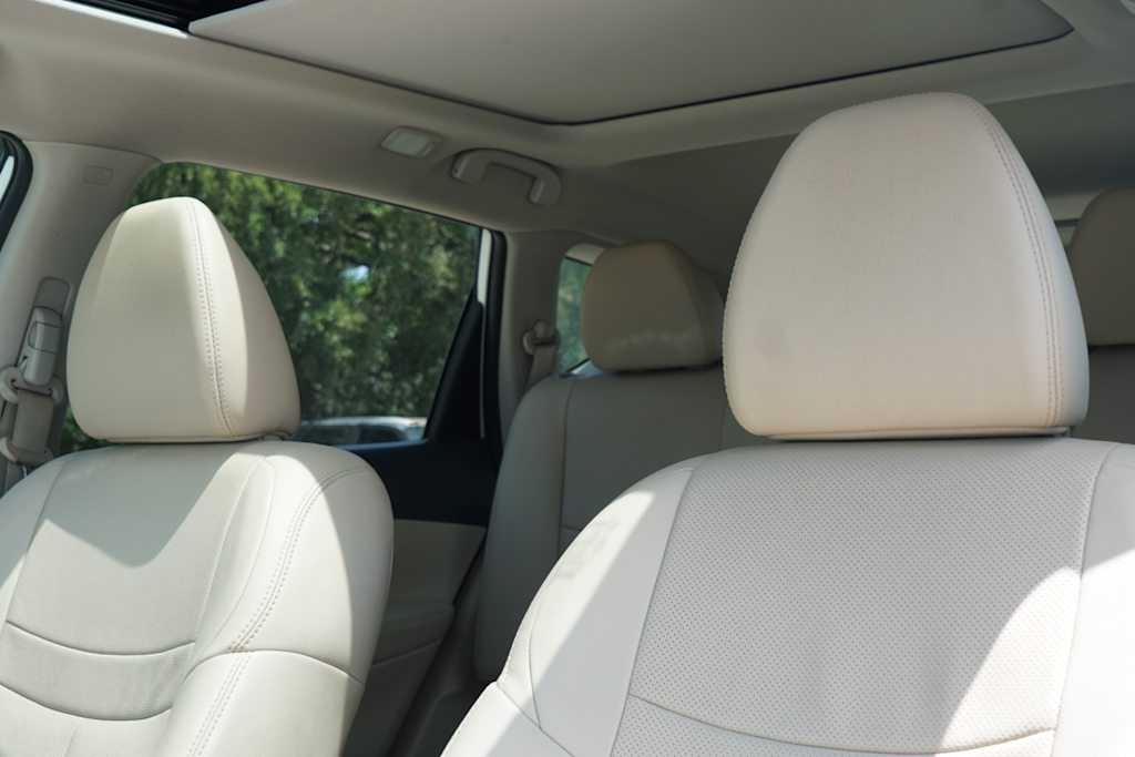Thumbnail: 2016 Nissan Rogue - 8
