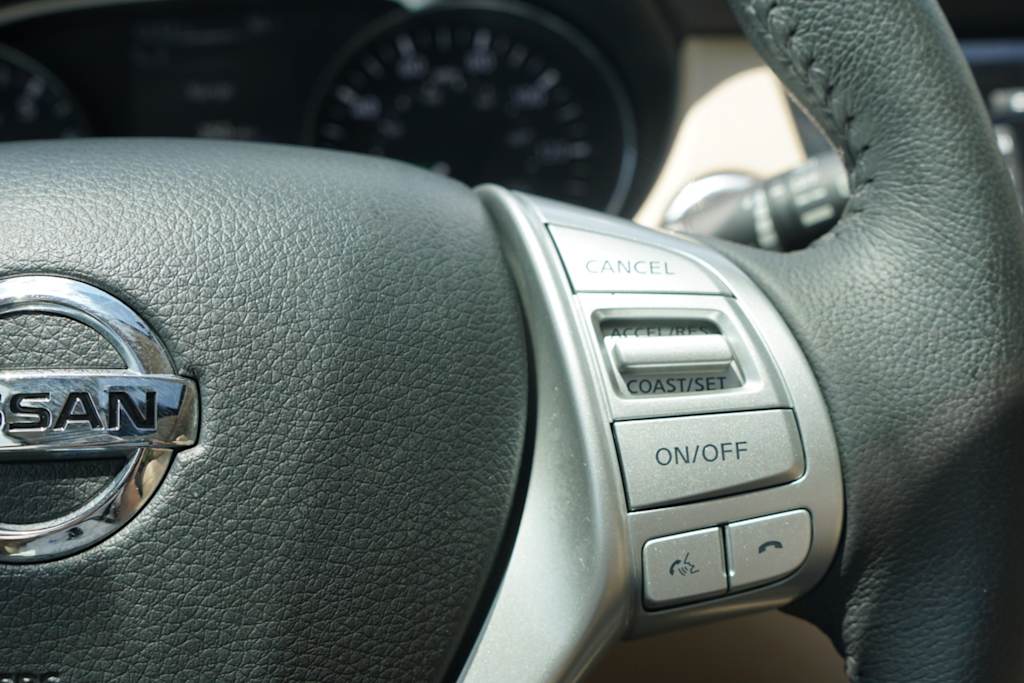 Thumbnail: 2016 Nissan Rogue - 19