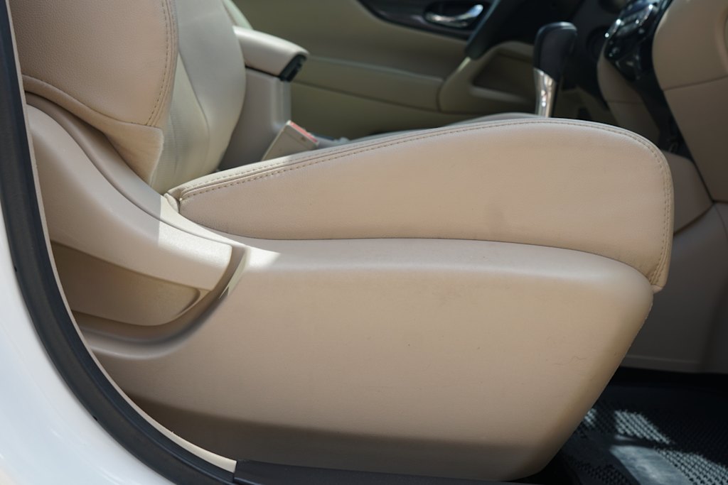 Thumbnail: 2016 Nissan Rogue - 26