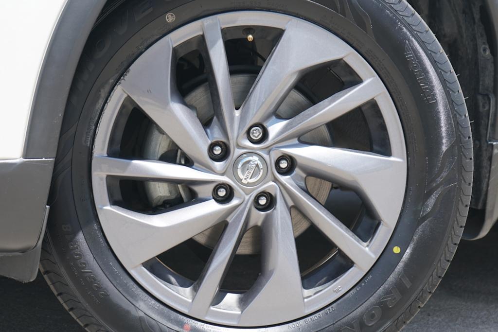 Thumbnail: 2016 Nissan Rogue - 5