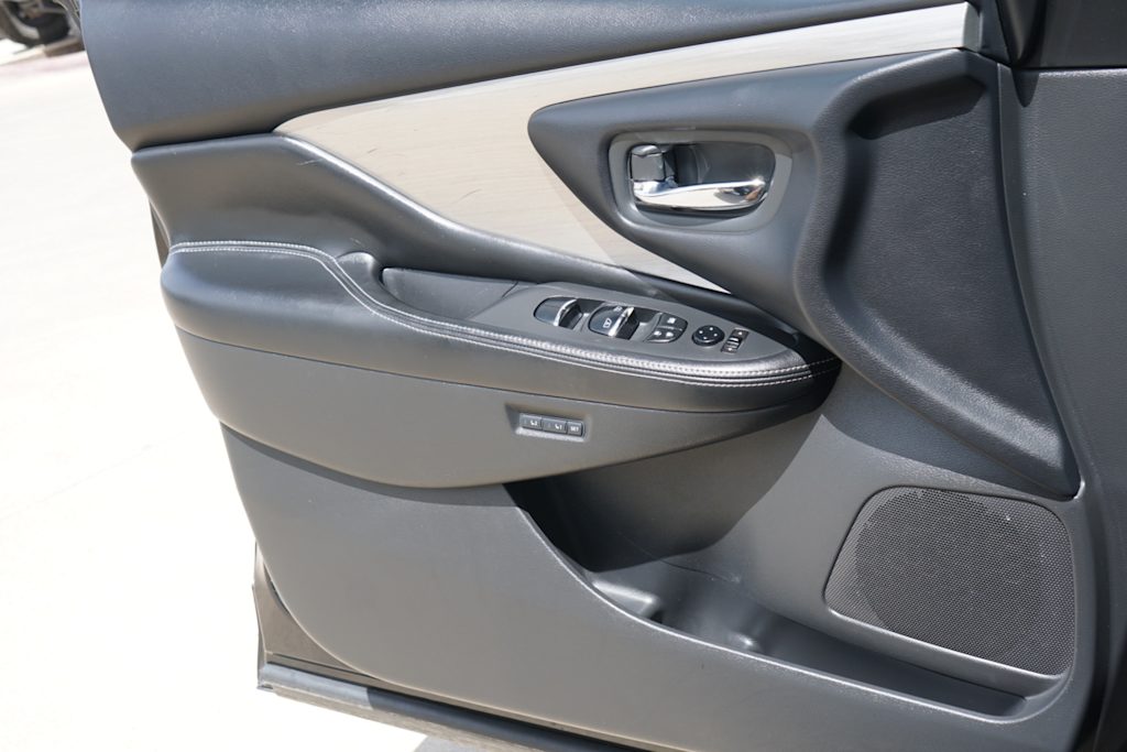 Thumbnail: 2015 Nissan Murano - 20