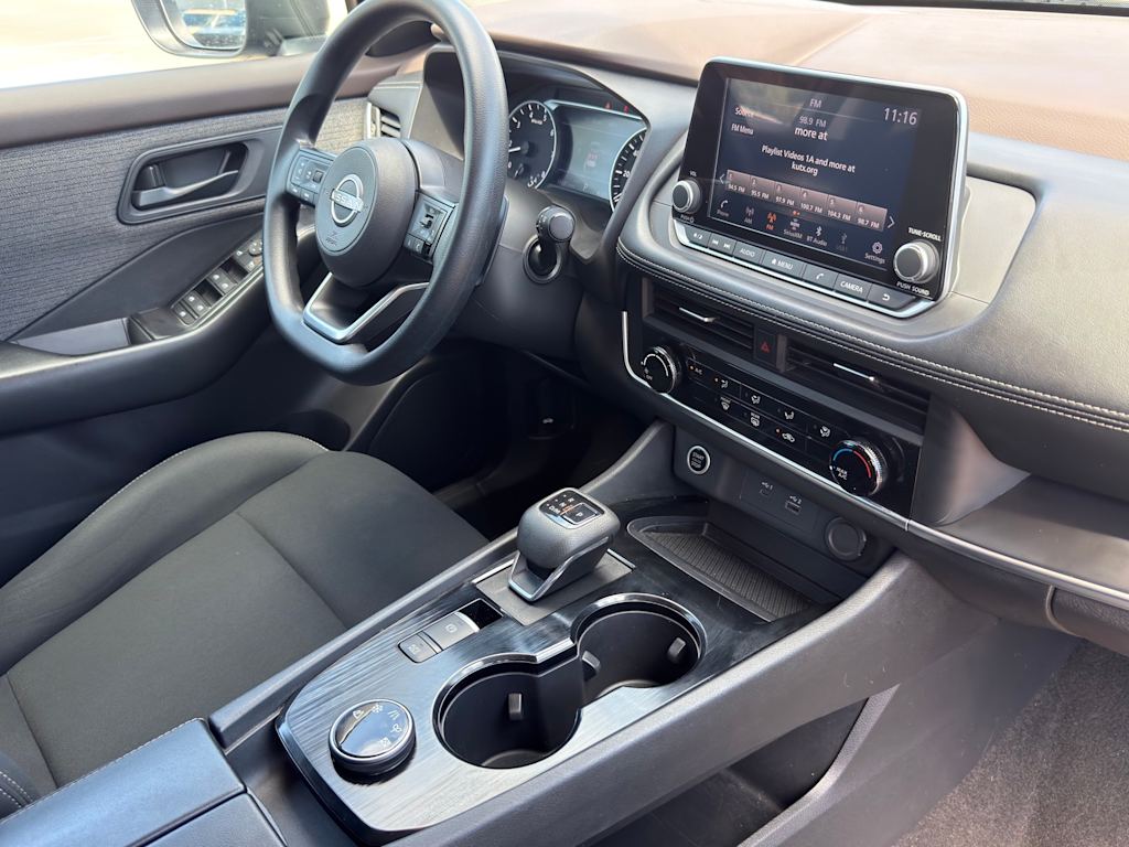 Thumbnail: 2023 Nissan Rogue - 32