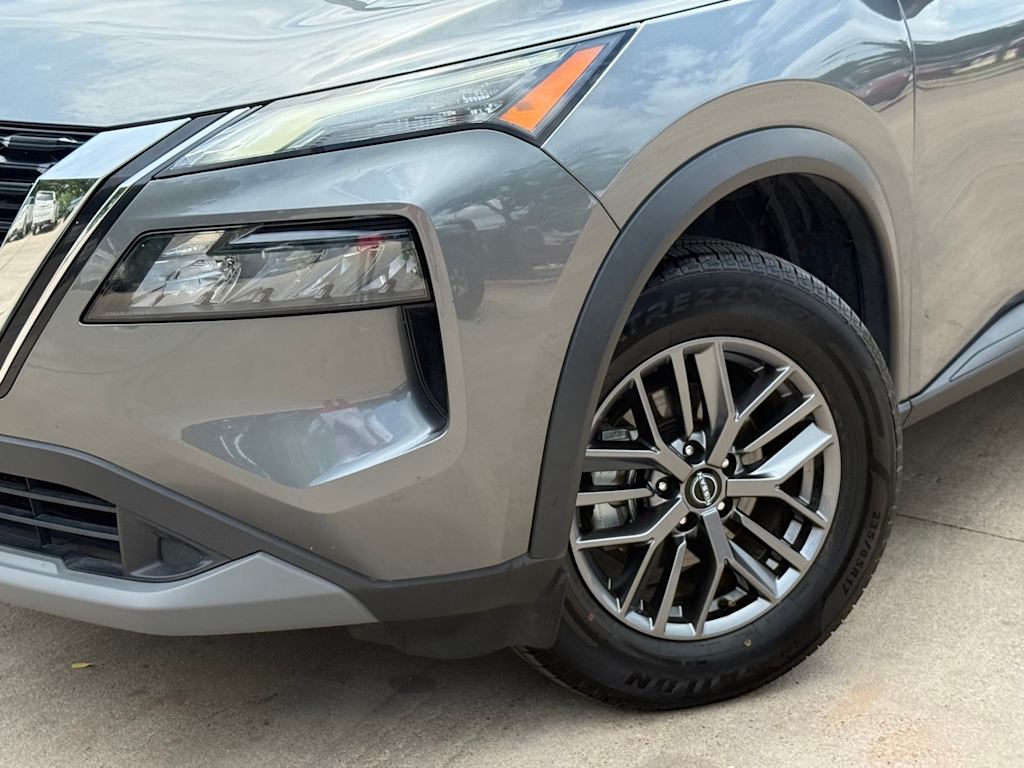Thumbnail: 2023 Nissan Rogue - 18